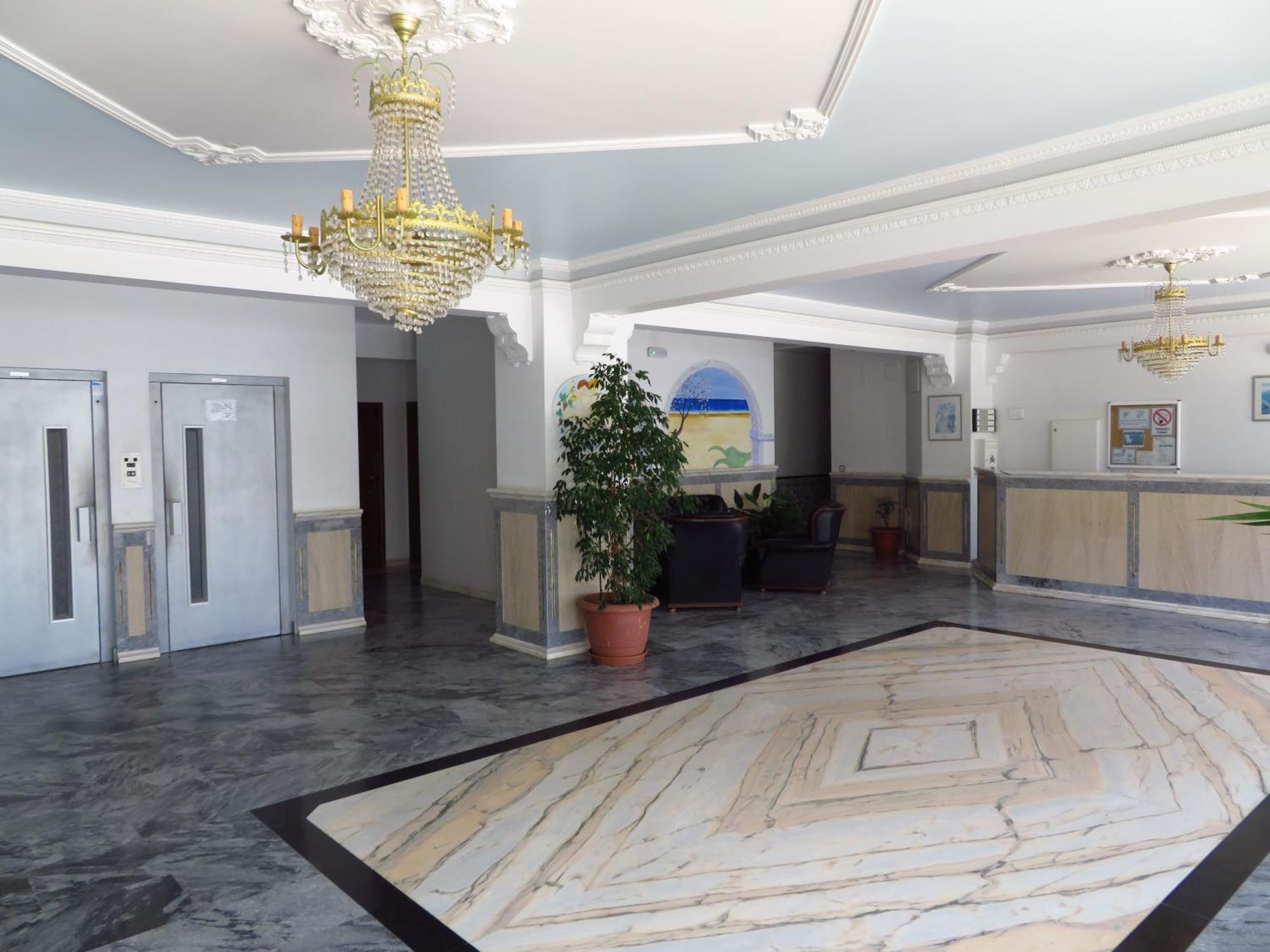 Apartamentos Carolino Monte Gordo Esterno foto