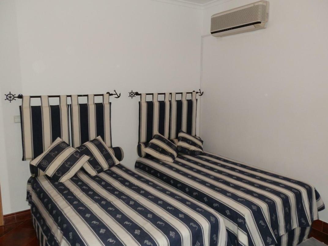 Apartamentos Carolino Monte Gordo Esterno foto