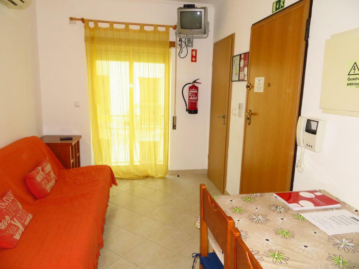 Apartamentos Carolino Monte Gordo Esterno foto